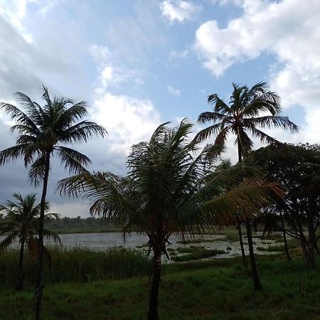 Chale Perto Da Praia Com Duas Suites E Varandao Pacatuba  Exteriör bild