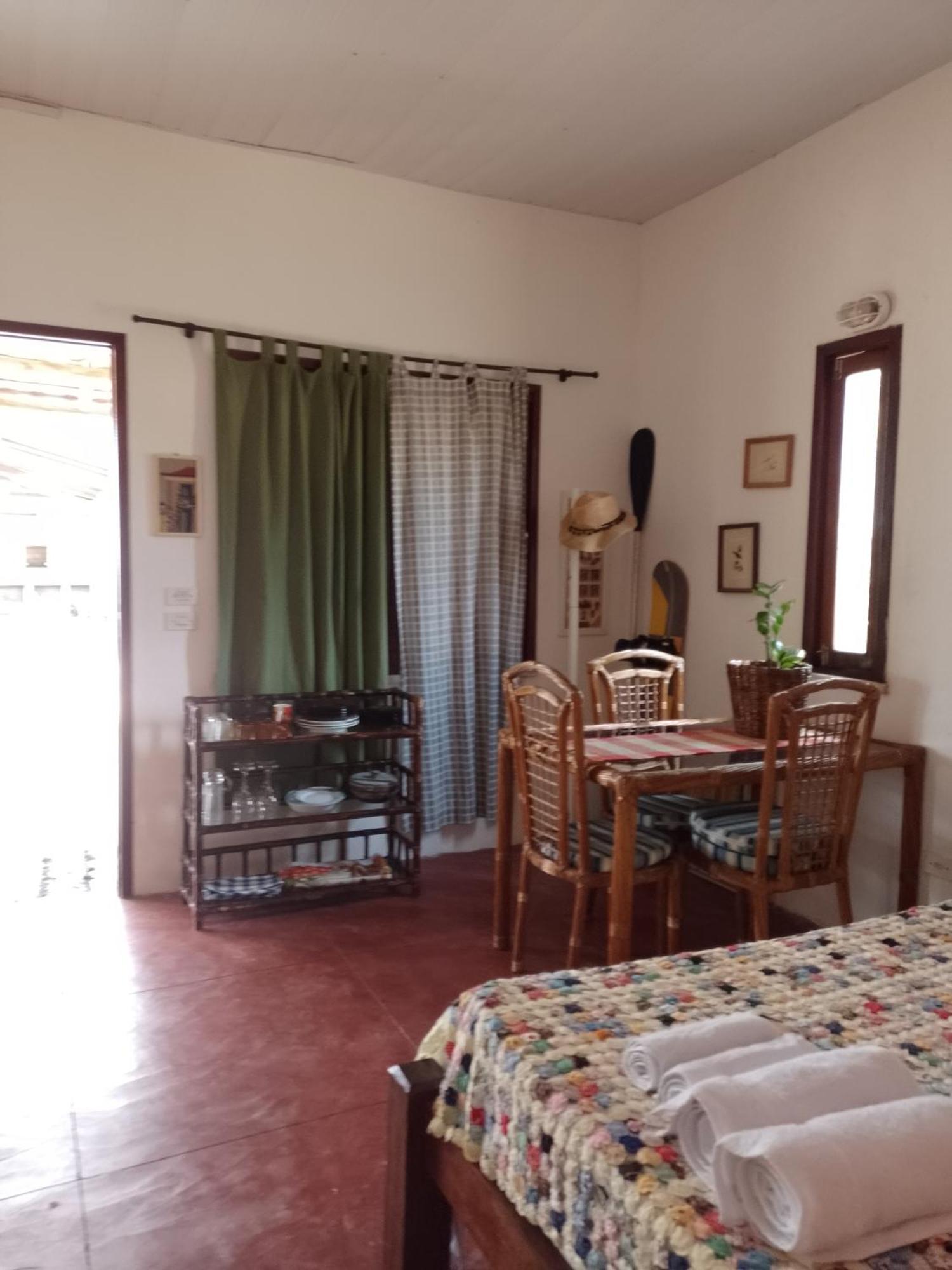 Chale Perto Da Praia Com Duas Suites E Varandao Pacatuba  Exteriör bild